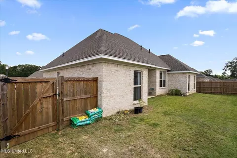 Exterior - 311 Willow Way, Canton, MS 39046 photo 5 of 6