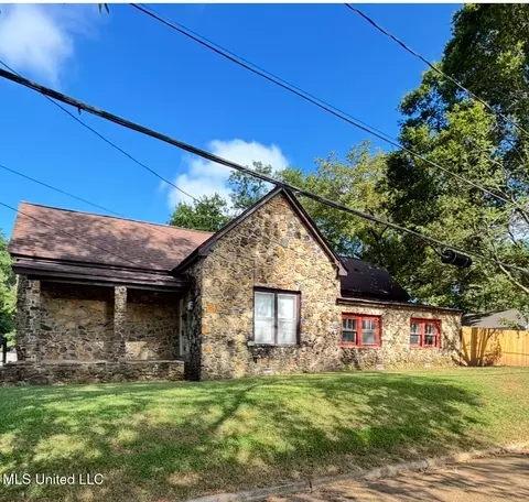 313 Garfield St, New Albany, MS 38652