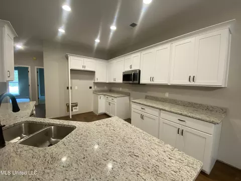 Kitchen - 1930 Smart Rd, Como, MS 38619 photo 1 of 3
