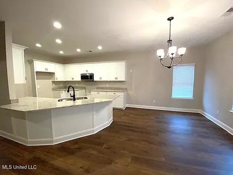 Kitchen - 1930 Smart Rd, Como, MS 38619 photo 2 of 3
