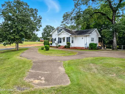 Exterior - 2159 Oakdale Rd, Mccomb, MS 39648 photo 10 of 21