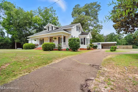 Other - 2159 Oakdale Rd, Mccomb, MS 39648 photo 2 of 9