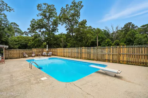 Exterior - 2159 Oakdale Rd, Mccomb, MS 39648 photo 14 of 21