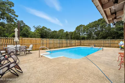 Exterior - 2159 Oakdale Rd, Mccomb, MS 39648 photo 13 of 21