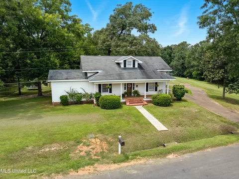 Exterior - 2159 Oakdale Rd, Mccomb, MS 39648 photo 2 of 21