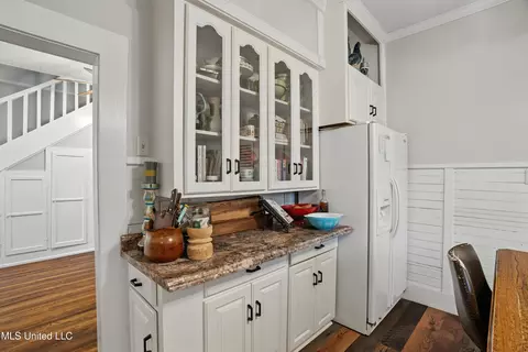Kitchen - 2159 Oakdale Rd, Mccomb, MS 39648 photo 5 of 5