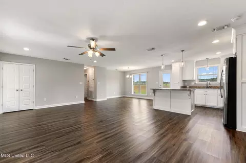 121 Cottage Oaks Dr, Lucedale, MS 39452 photo 5