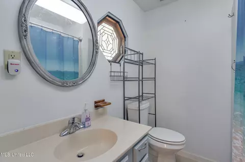 Bath - 5344 Kahuna Cv, Hernando, MS 38632 photo 6 of 7