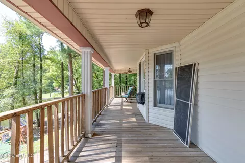 Exterior - 5344 Kahuna Cv, Hernando, MS 38632 photo 6 of 14