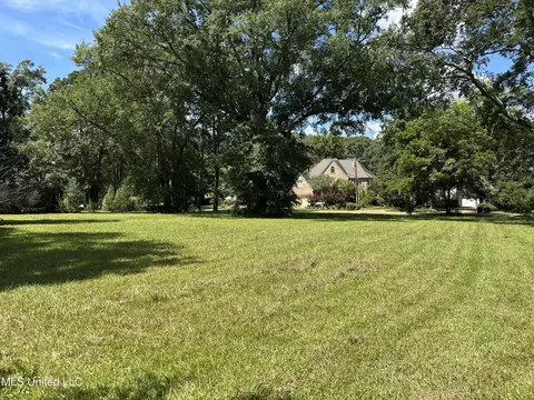 4638 Maurey Rd, Jackson, MS 39211 photo 4