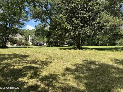 4638 Maurey Rd, Jackson, MS 39211 photo 3