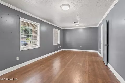 Living - 844 E Academy Street St, Canton, MS 39046 photo 1 of 2