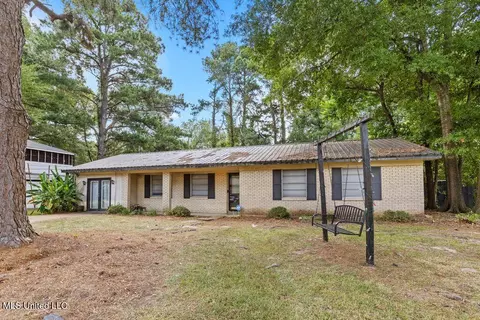 Exterior - 844 E Academy Street St, Canton, MS 39046 photo 2 of 4