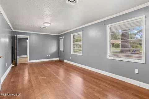 Living - 844 E Academy Street St, Canton, MS 39046 photo 2 of 2