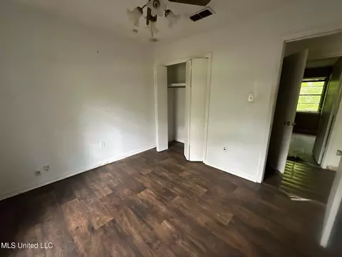 Bedroom - 611 Chelsea Dr, Jackson, MS 39212 photo 5 of 9