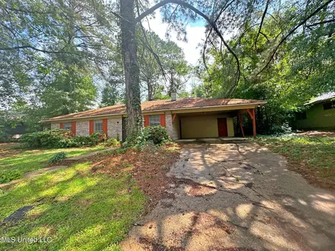Other - 611 Chelsea Dr, Jackson, MS 39212 photo 4 of 5