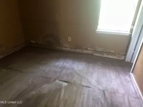 Other - 611 Chelsea Dr, Jackson, MS 39212 photo 3 of 5