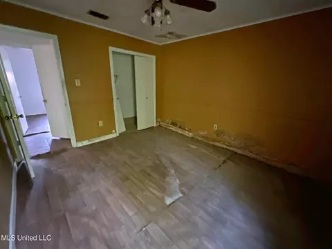 Bedroom - 611 Chelsea Dr, Jackson, MS 39212 photo 8 of 9