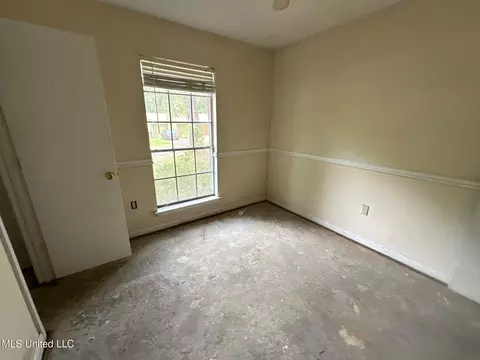 Bedroom - 611 Chelsea Dr, Jackson, MS 39212 photo 2 of 9