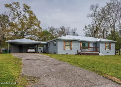 104 W Tatum St, Newton, MS 39345