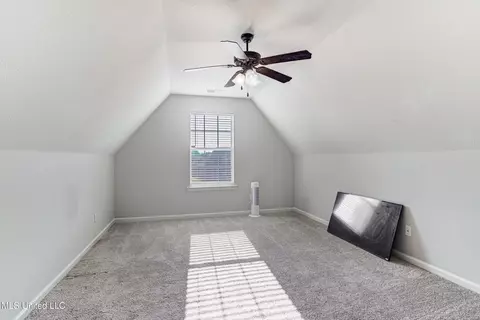 Bedroom - 9097 Gavin Dr, Olive Branch, MS 38654 photo 6 of 6