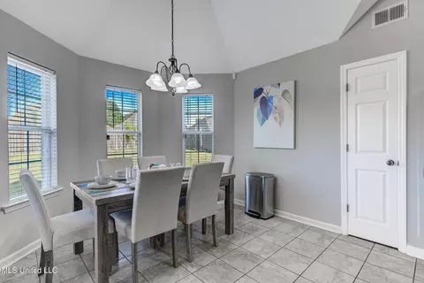 Dining - 9097 Gavin Dr, Olive Branch, MS 38654 photo 1 of 2