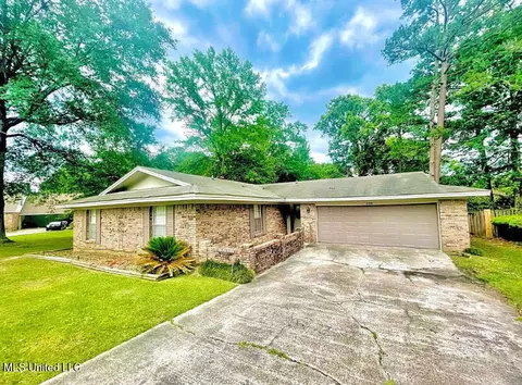 3200 Luper Dr, Hattiesburg, MS 39401