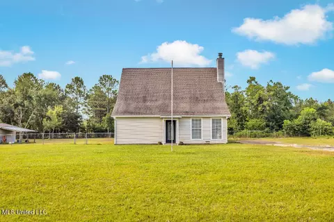 18053 Mustang Pl, Gulfport, MS 39503