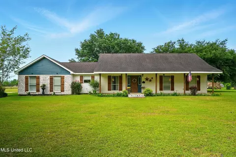 12525 Indian Springs Rd, Picayune, MS 39466