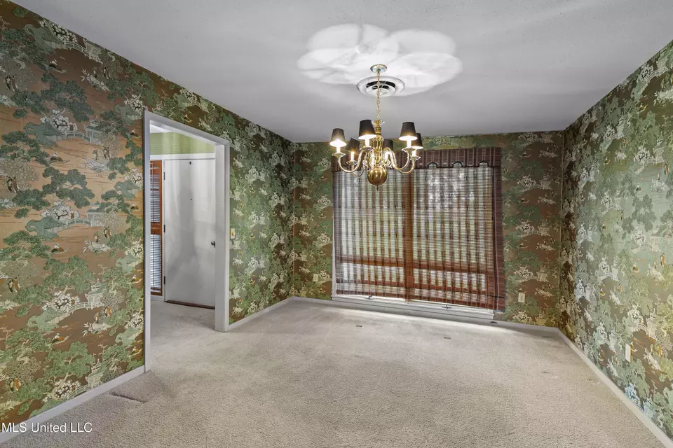 Dining - 1618 Sunset Dr, Canton, MS 39046 photo 1 of 2