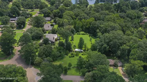 View/Area - 1618 Sunset Dr, Canton, MS 39046 photo 6 of 10
