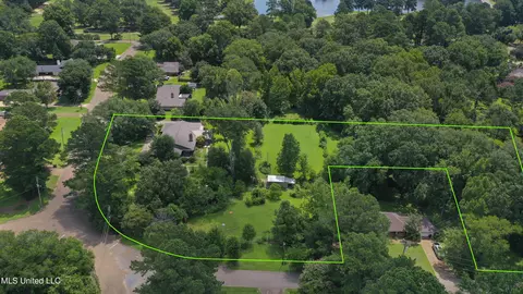 View/Area - 1618 Sunset Dr, Canton, MS 39046 photo 7 of 10