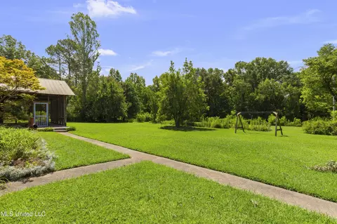 Exterior - 1618 Sunset Dr, Canton, MS 39046 photo 15 of 33