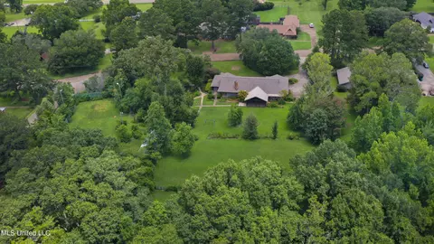 View/Area - 1618 Sunset Dr, Canton, MS 39046 photo 10 of 10