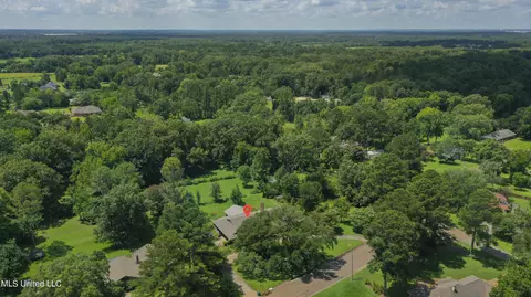 View/Area - 1618 Sunset Dr, Canton, MS 39046 photo 3 of 10