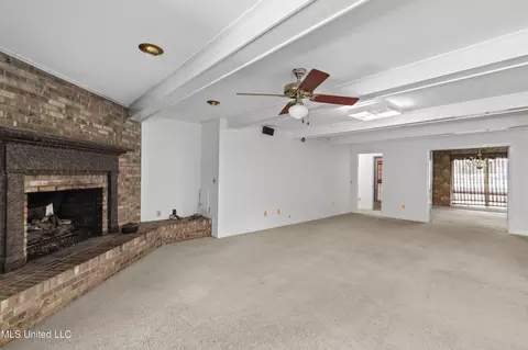 Living - 1618 Sunset Dr, Canton, MS 39046 photo 3 of 7