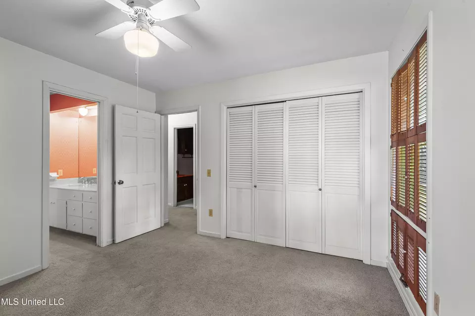 Bedroom - 1618 Sunset Dr, Canton, MS 39046 photo 4 of 6