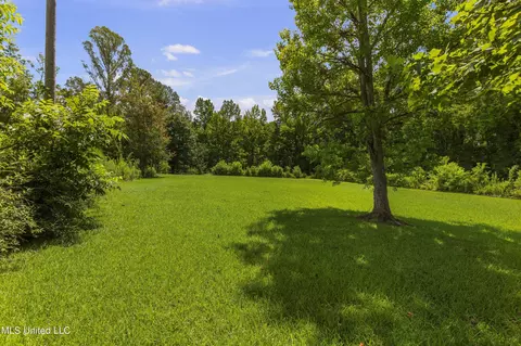 Exterior - 1618 Sunset Dr, Canton, MS 39046 photo 21 of 33
