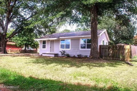 200 Louisa St, Pearl, MS 39208
