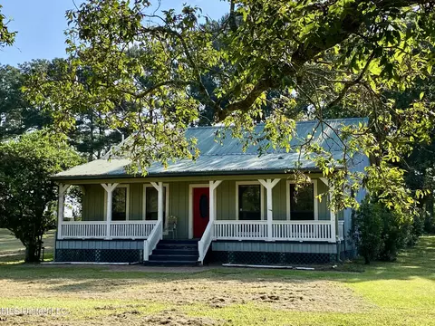 92 Dove Ridge Rd, Carriere, MS 39426