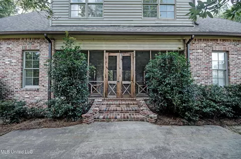 Exterior - 222 Honours Dr, Madison, MS 39110 photo 8 of 14