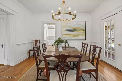 Dining - 1021 Euclid Ave, Jackson, MS 39202 photo 2 of 3