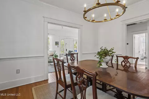 Dining - 1021 Euclid Ave, Jackson, MS 39202 photo 3 of 3