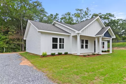213 E V Lowery Rd, Lucedale, MS 39452 photo 2