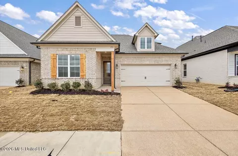 779 W Quitman Ct, Nesbit, MS 38651