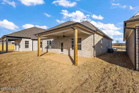 779 W Quitman Ct, Nesbit, MS 38651 photo 32