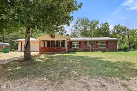 5561 Kennebrew Rd, Jackson, MS 39209