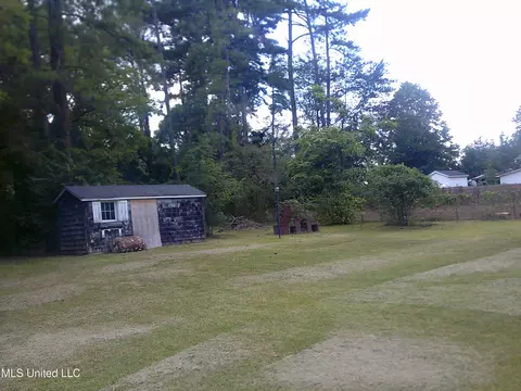 Exterior - 1503 N Madison St, Corinth, MS 38834 photo 6 of 7
