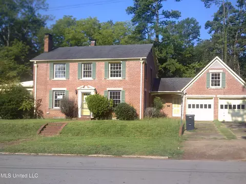 Exterior - 1503 N Madison St, Corinth, MS 38834 photo 2 of 7