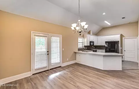Other - 218 Crescent Ridge Dr, Madison, MS 39110 photo 8 of 14